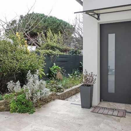 Villa Mont Des Oiseaux By Interhome ツーロン エクステリア 写真
